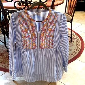 Crown & Ivy Long Sleeve Blue White Embroidered Peplum Top Blouse - Size S
